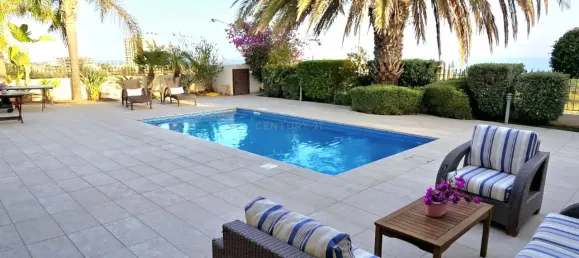 Villa de 4 dormitorios en Parekklisia, Cyprus No. 5061 5