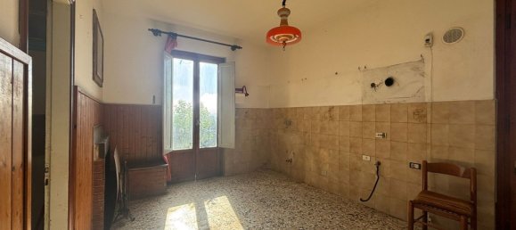 5 bedrooms Apartment in Figline e Incisa Valdarno, Italy No. 350938 4