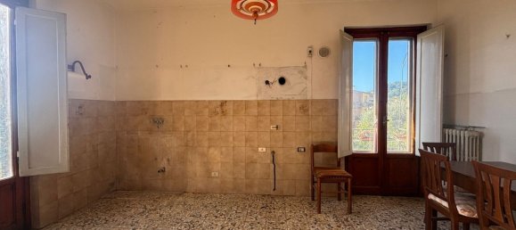 5 bedrooms Apartment in Figline e Incisa Valdarno, Italy No. 350938 3