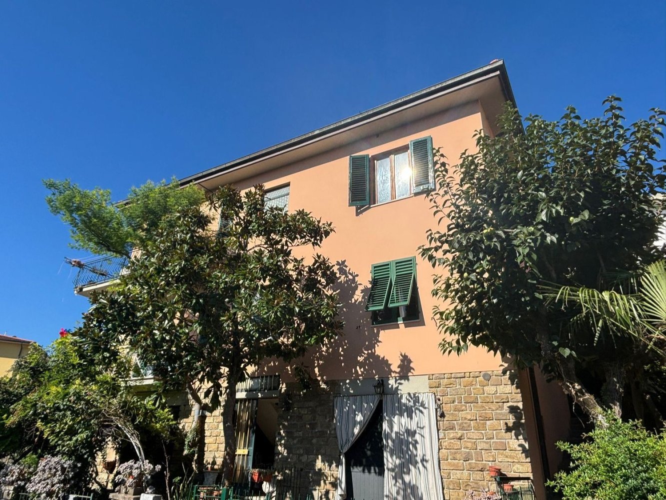 5 bedrooms Apartment in Figline e Incisa Valdarno, Italy No. 350938