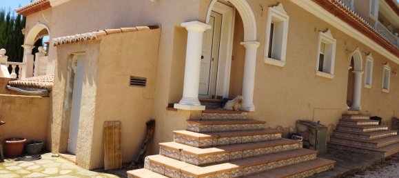 Вилла с 6 спальнями в Кальпе, Испания № 288012 3