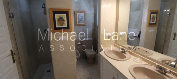 5 Schlafzimmer Villa in San Roque, Spain, Nr. 29189 15