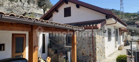 2 bedrooms Villa in Soldano, Italy No. 220060 2
