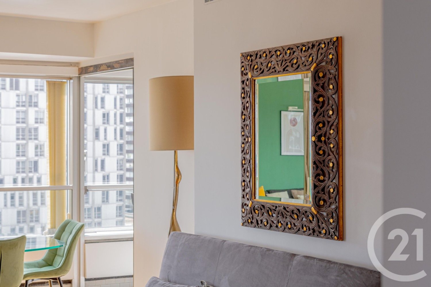 3 bedrooms Apartment in Paris, France No. 338846