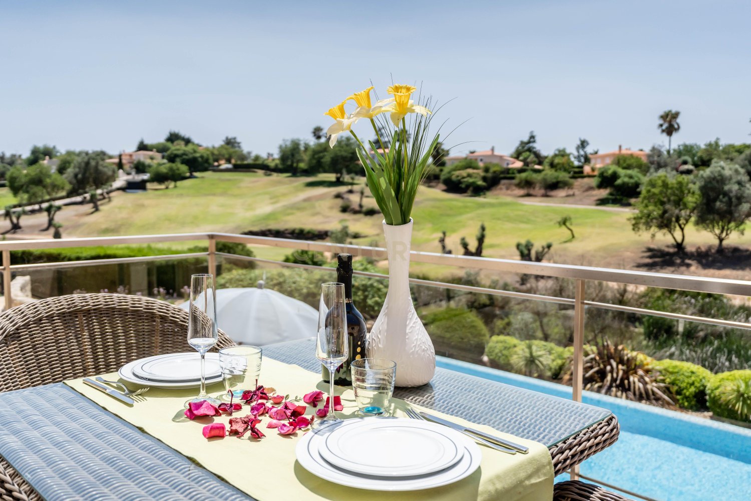 4 bedrooms Villa in Lagoa, Portugal No. 111070