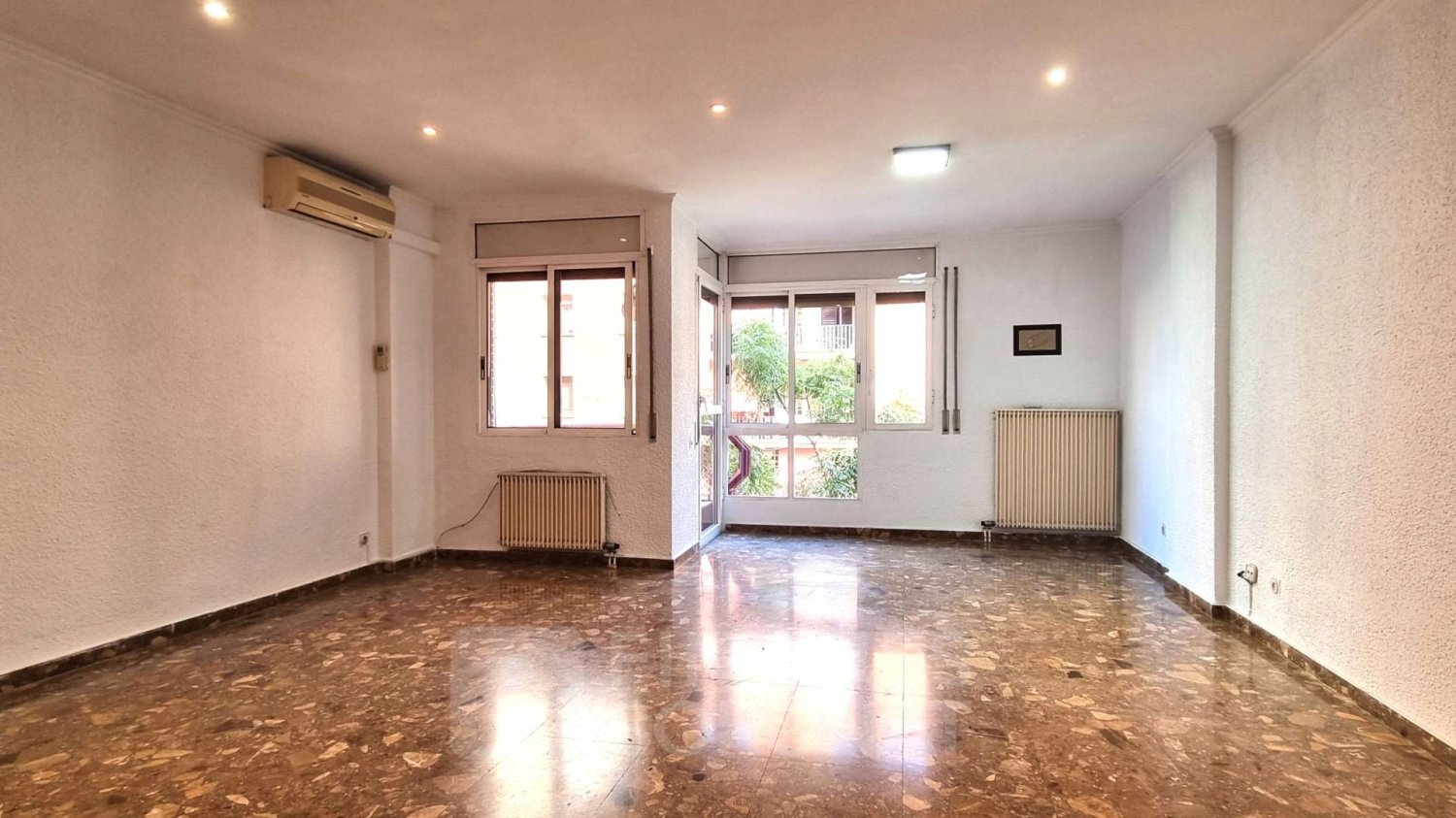 3 bedrooms Apartment in Tarragona, Spain No. 138423