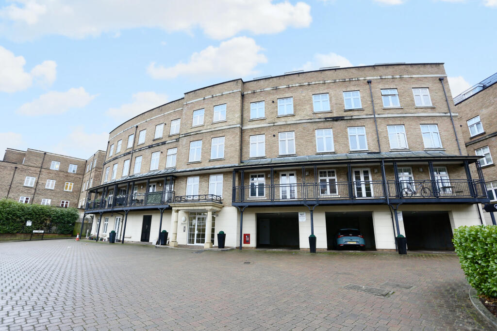 1 bedroom Apartment in Bromley, United Kingdom No. 10890