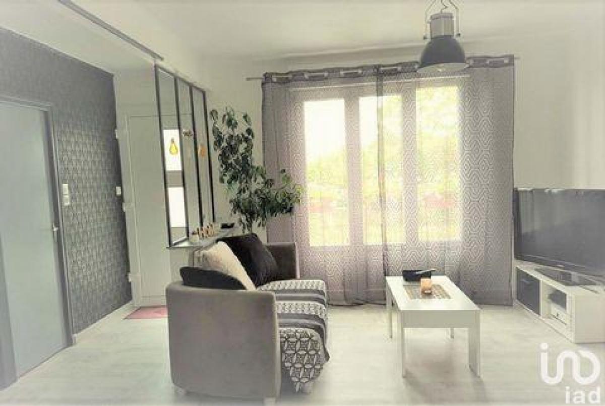 3 bedrooms House in Guingamp, France No. 9699