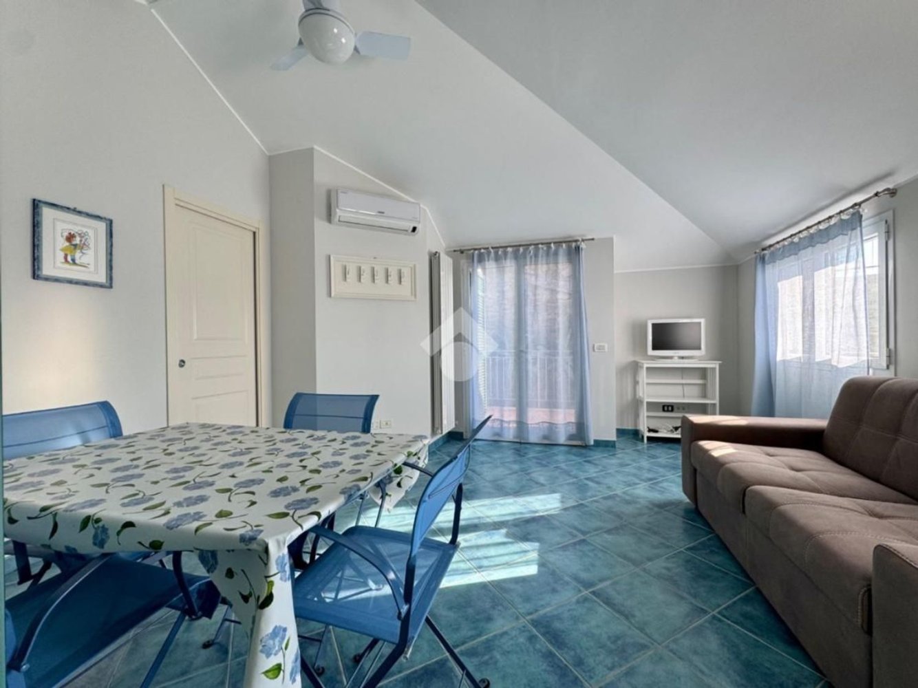 3غرفة شقة في Alassio, Italy رقم 140283