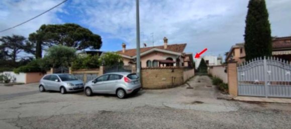 6 rooms Apartment in Ardea, Italy No. 12449 5