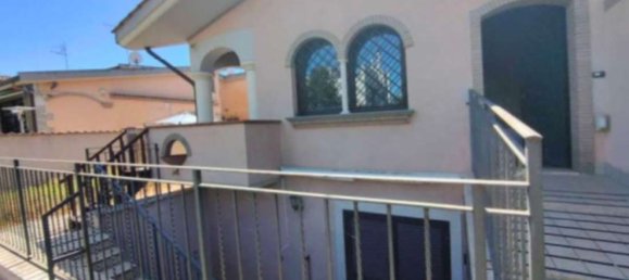 6 rooms Apartment in Ardea, Italy No. 12449 9