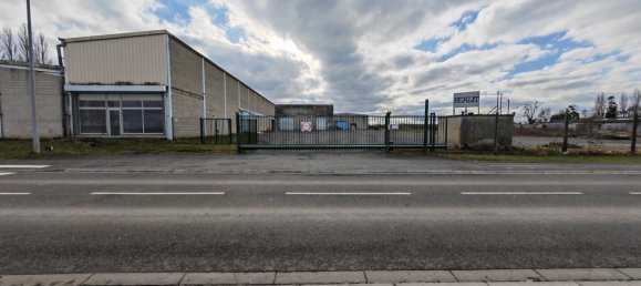 8000m² Commercial property in Tricot, France No. 254661 3