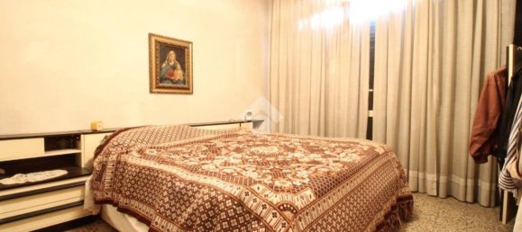 Вилла с 4 спальнями в Павия, Италия № 60325 7