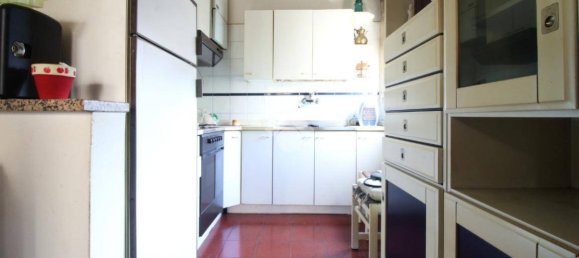 Вилла с 4 спальнями в Павия, Италия № 60325 29