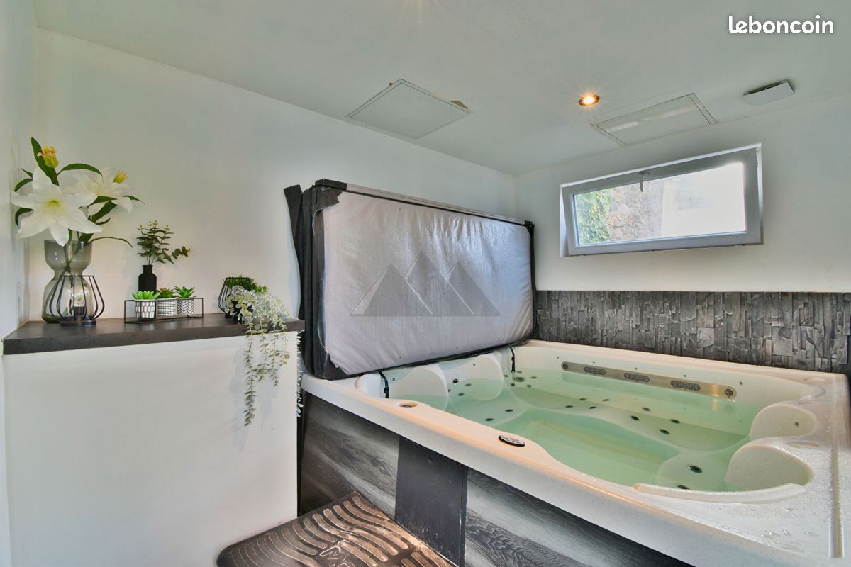 2 bedrooms House in Brest, France No. 285857