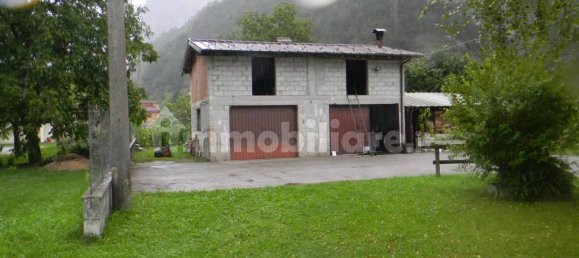 3 bedrooms Villa in Pordenone, Italy No. 131445 6