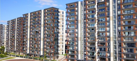 Apartment 1+4 in Istanbul, Turkey No. 7796 7