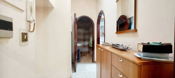 2 rooms Apartment in Pozzuoli, Italy No. 17223 7