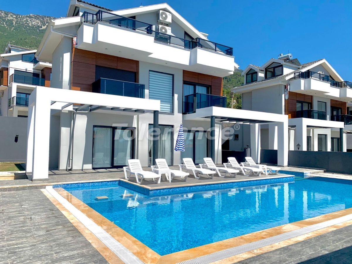 Villa 4+1 in Fethiye, Turkey No. 12332