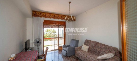 3 rooms Apartment in Messina, Italy No. 338847 7
