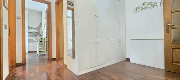 11 rooms House in Camaiore, Italy No. 39283 11