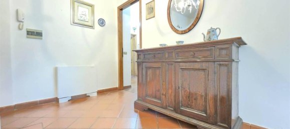 11 rooms House in Camaiore, Italy No. 39283 10