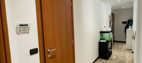 3-salle Appartement à Albisola Superiore, Italy No. 104534 23