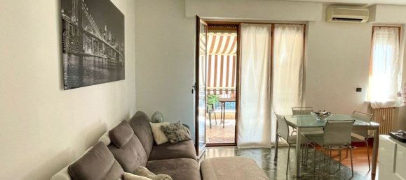 3-salle Appartement à Albisola Superiore, Italy No. 104534 3