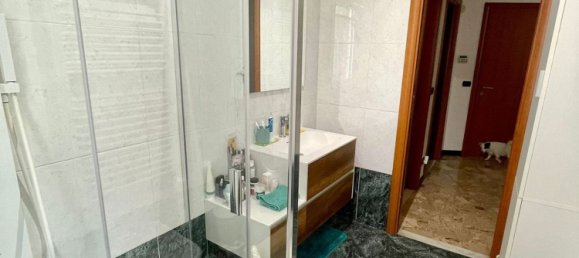 3-salle Appartement à Albisola Superiore, Italy No. 104534 9