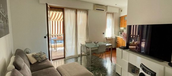 3-salle Appartement à Albisola Superiore, Italy No. 104534 6