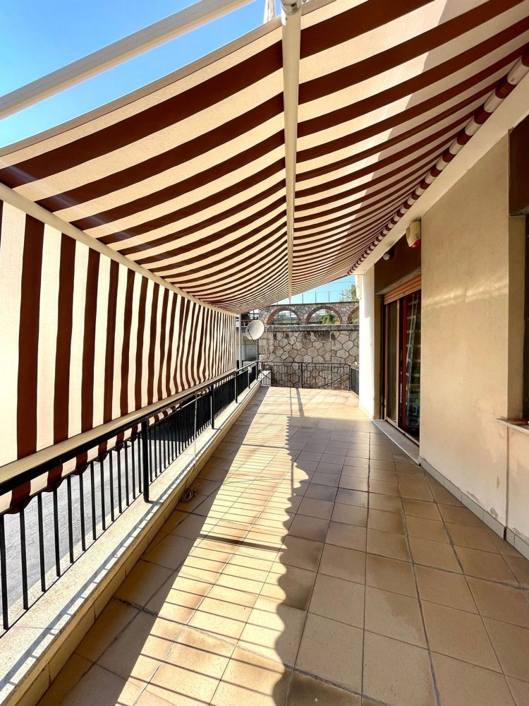 3-salle Appartement à Albisola Superiore, Italy No. 104534