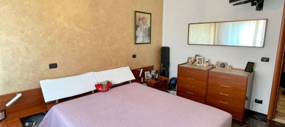 3-salle Appartement à Albisola Superiore, Italy No. 104534 20