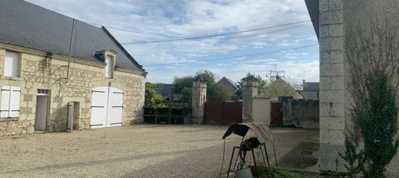 5 bedrooms House in Huismes, France No. 215123 12