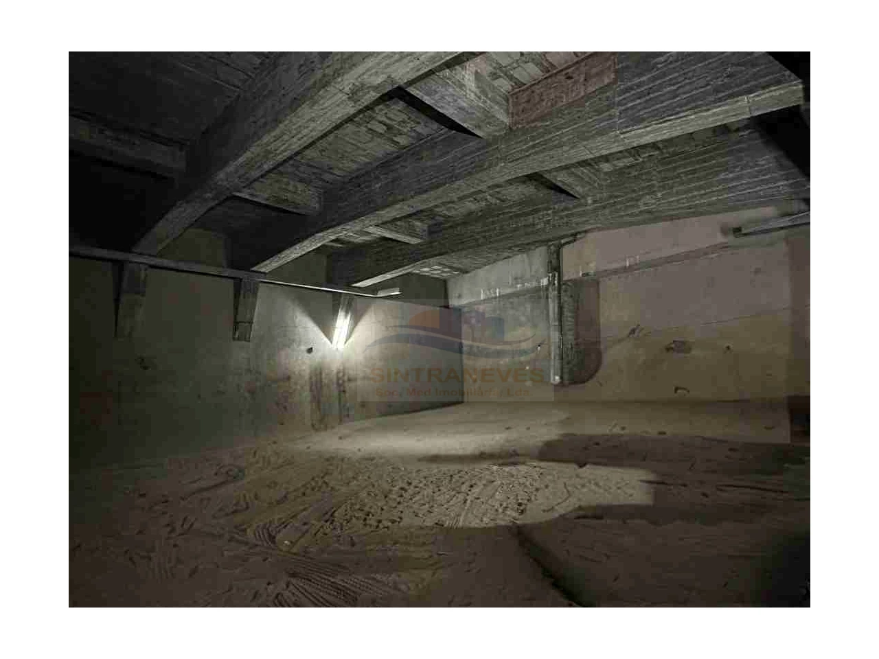 Gewerbliche Immobilie in Cascais, Portugal 1000m², Nr. 120642