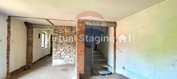 Casa de 8 dormitorios en Casale Corte Cerro, Italy No. 379405 10