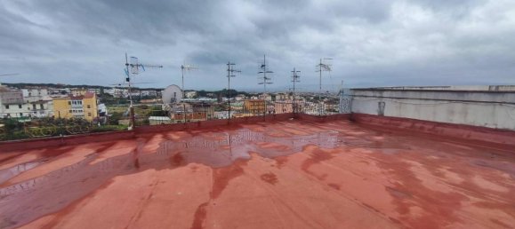 2 rooms Apartment in Massa di Somma, Italy No. 25638 5