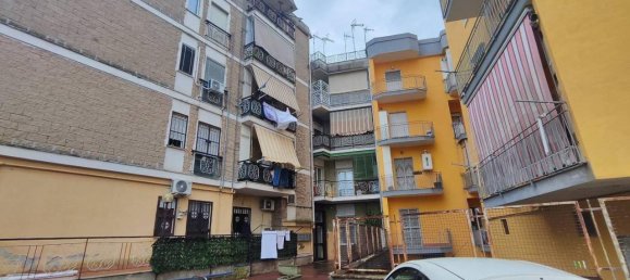 2 rooms Apartment in Massa di Somma, Italy No. 25638 12