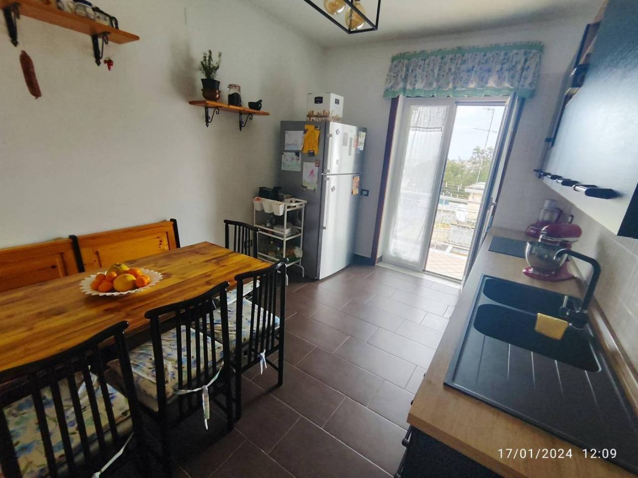 2 rooms Apartment in Massa di Somma, Italy No. 25638