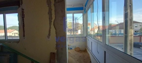 4 bedrooms Apartment in Almada, Portugal No. 87350 9