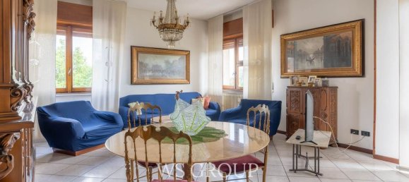 Apartamento de 3 dormitorios en Monza, Italy No. 364328 23