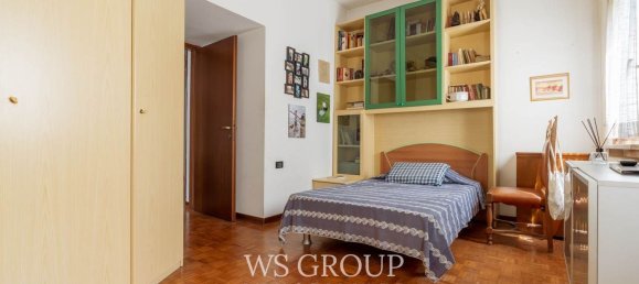 Apartamento de 3 dormitorios en Monza, Italy No. 364328 14