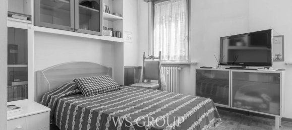 Apartamento de 3 dormitorios en Monza, Italy No. 364328 12