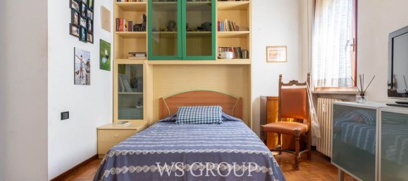 Apartamento de 3 dormitorios en Monza, Italy No. 364328 15