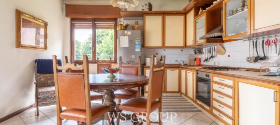 Apartamento de 3 dormitorios en Monza, Italy No. 364328 18