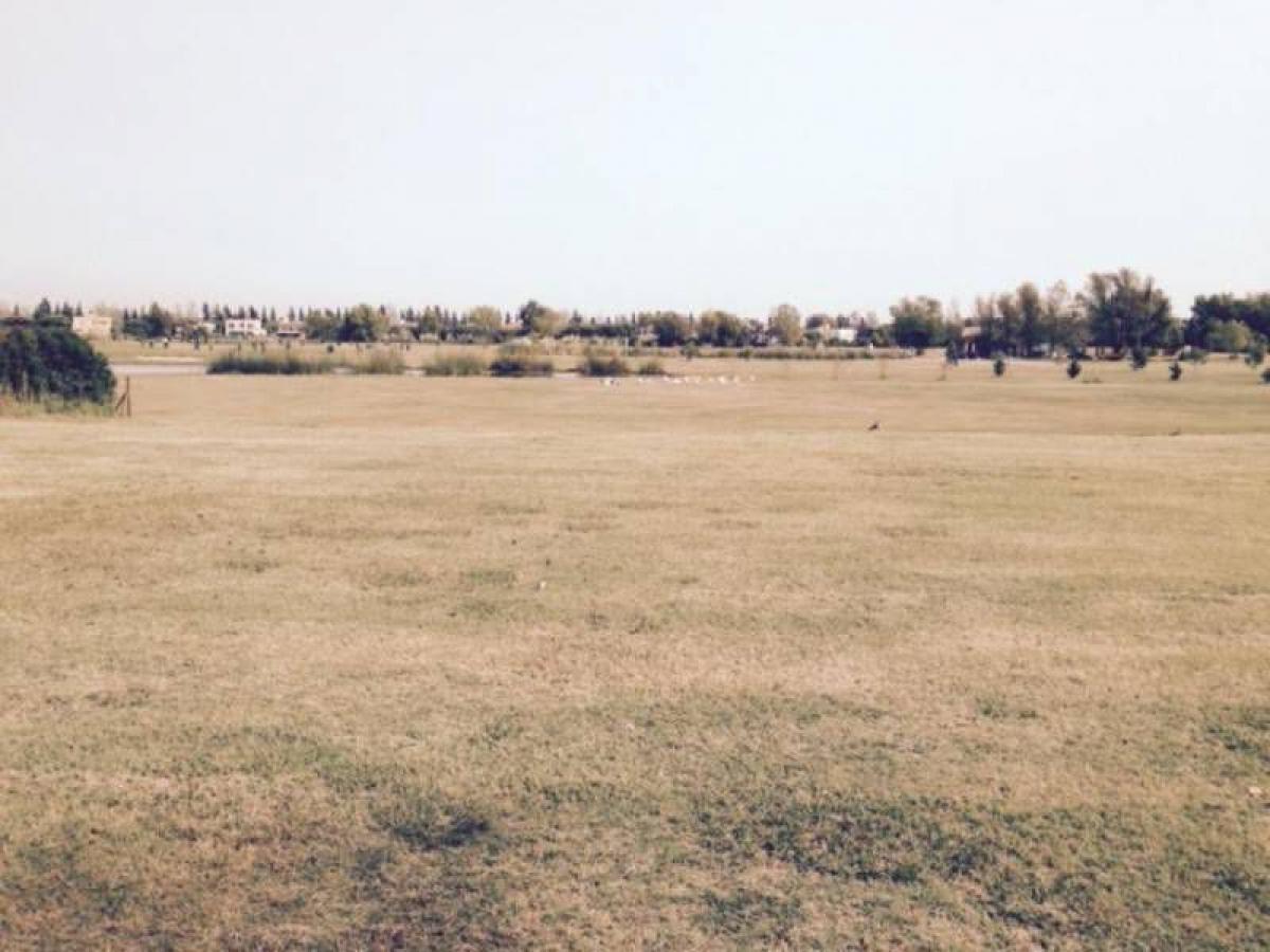  قطعة أرض في Tigre, Argentina رقم 115922