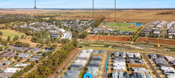 300m² Land in Eynesbury, Australia No. 783 5
