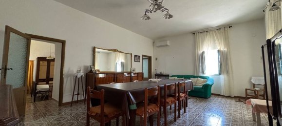 3-salle Villa à Martina Franca, Italy No. 269731 22