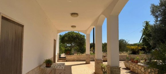 3-salle Villa à Martina Franca, Italy No. 269731 14