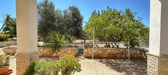 3-salle Villa à Martina Franca, Italy No. 269731 11