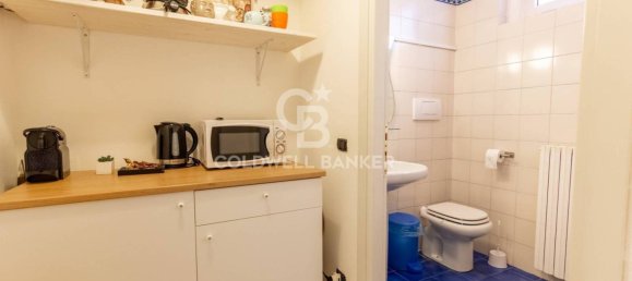 4 rooms Commercial property in Turin, Italy No. 311446 20